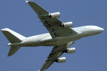 Airbus A380   _a.jpg (4/39)